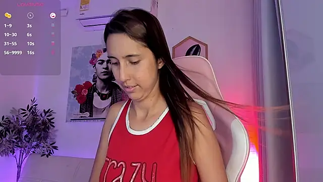 Snapshot of aleja_rythm chatting on 01/20/25, 11:43 aleja rythm online show from 01/20/25, 11:43