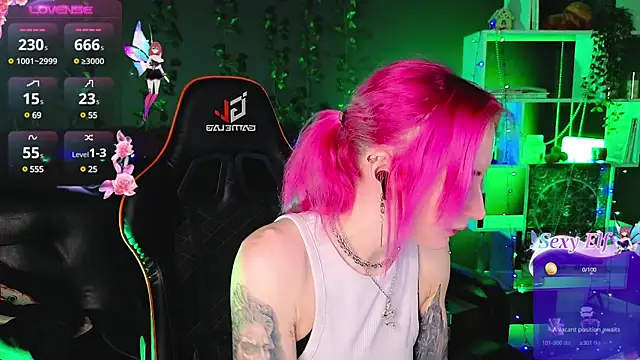  HelenCarter online show from 01/14/25, 08:37