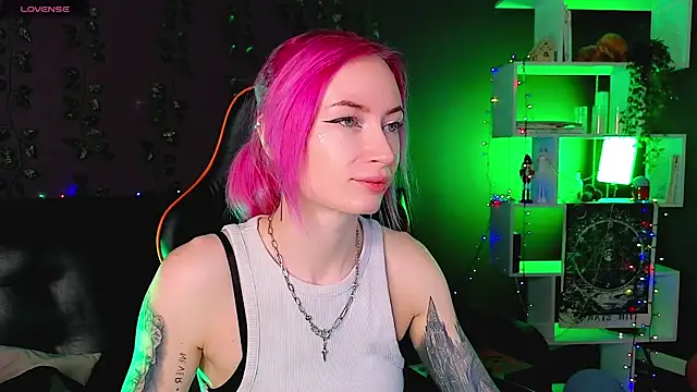  HelenCarter online show from 01/20/25, 08:29