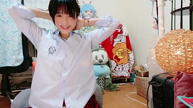 Snapshot of renapiyon8182 chatting on 12/17/24, 07:59 renapiyon8182 online show from 12/17/24, 07:59