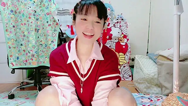 Snapshot of renapiyon8182 chatting on 03/21/26, 08:12 renapiyon8182 online show from 03/21/26, 08:12