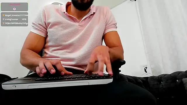 Snapshot of Joao_Batista_Oficial chatting on 03/01/25, 12:17 Joao Batista Oficial online show from 03/01/25, 12:17