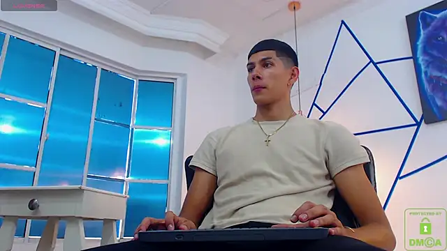 Snapshot of Valerio_20 chatting on 12/10/24, 07:54 Valerio 20 online show from 12/10/24, 07:54