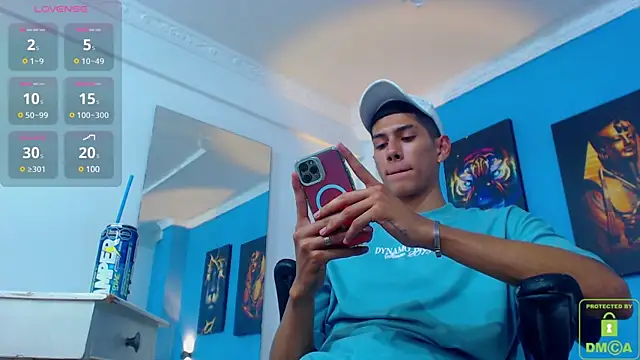 Snapshot of Valerio_20 chatting on 01/15/25, 08:16 Valerio 20 online show from 01/15/25, 08:16