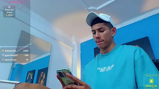 Snapshot of Valerio_20 chatting on 01/15/25, 11:30 Valerio 20 online show from 01/15/25, 11:30