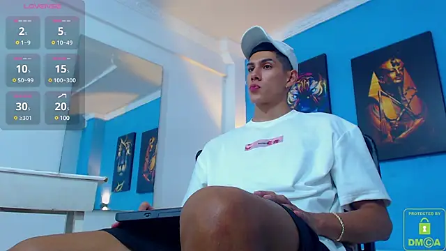 Snapshot of Valerio_20 chatting on 01/24/25, 08:00 Valerio 20 online show from 01/24/25, 08:00