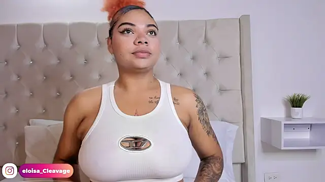 Snapshot of Eloisa_cleavage_ chatting on 02/22/25, 11:02 Eloisa cleavage online show from 02/22/25, 11:02