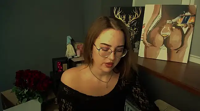 Snapshot of luxie_milady chatting on 02/14/25, 01:08 luxie milady online show from 02/14/25, 01:08