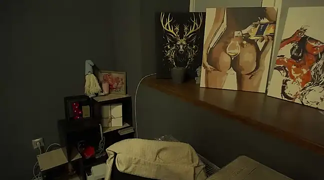 Snapshot of luxie_milady chatting on 03/10/25, 01:21 luxie milady online show from 03/10/25, 01:21