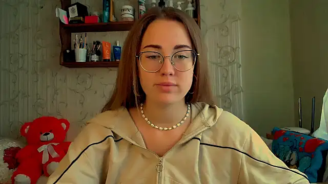 Snapshot of luxie_milady chatting on 10/09/25, 11:30 luxie milady online show from 10/09/25, 11:30