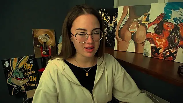 Snapshot of luxie_milady chatting on 01/08/26, 01:35 luxie milady online show from 01/08/26, 01:35