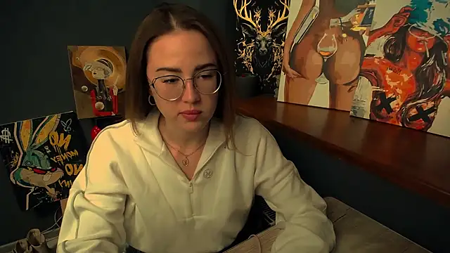 Snapshot of luxie_milady chatting on 02/11/26, 02:00 luxie milady online show from 02/11/26, 02:00