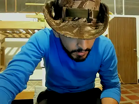 Snapshot of Samagonz_1225 chatting on 10/09/25, 05:16 Samagonz 1225 online show from 10/09/25, 05:16