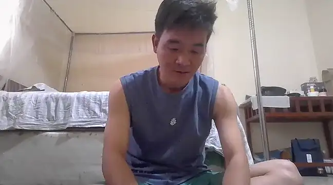 Snapshot of kisstoyousoon2024 chatting on 02/17/25, 03:20 kisstoyousoon2024 online show from 02/17/25, 03:20