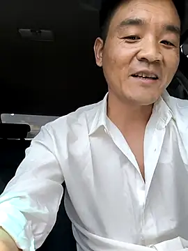 Snapshot of kisstoyousoon2024 chatting on 03/11/25, 12:28 kisstoyousoon2024 online show from 03/11/25, 12:28