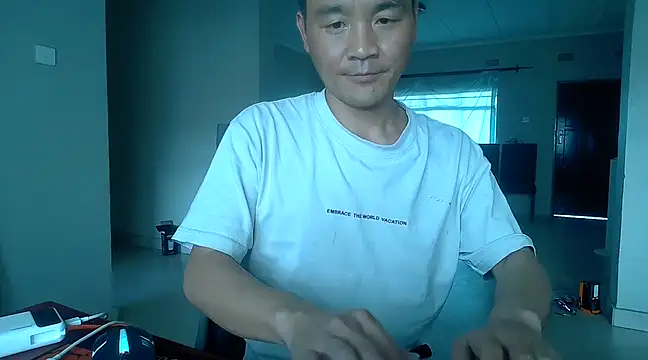 Snapshot of kisstoyousoon2024 chatting on 03/17/25, 01:29 kisstoyousoon2024 online show from 03/17/25, 01:29