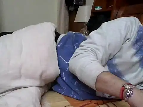 raka120294 online show from 01/19/25, 06:43