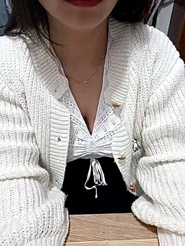 Snapshot of Little-star- chatting on 01/09/26, 03:31 Little-star- online show from 01/09/26, 03:31