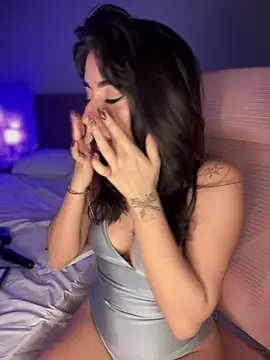 veronicaapink online show from 01/25/25, 05:40