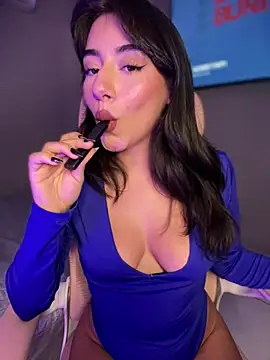 veronicaapink online show from 03/11/25, 02:54