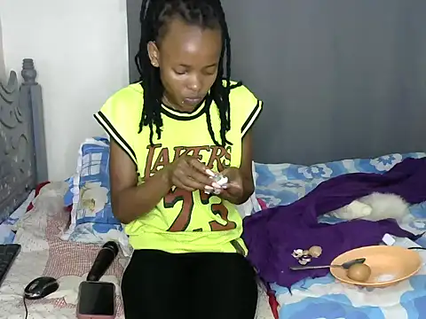 pretty betty online show from 02/15/25, 04:34