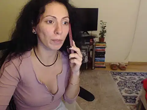 Emmatoo online show from 10/18/25, 02:51