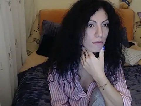 Emmatoo online show from 11/25/25, 11:05