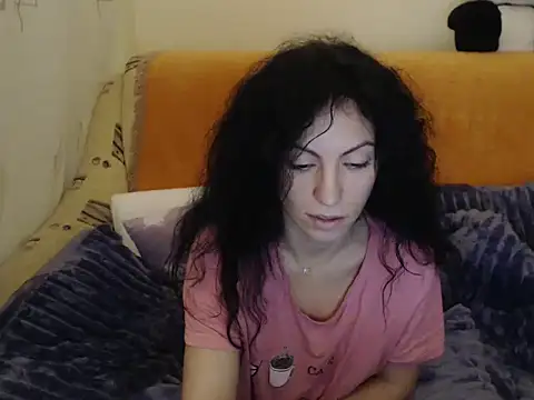 Emmatoo online show from 12/05/25, 06:11