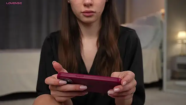 Snapshot of Amely_Young chatting on 12/01/25, 02:05 Amely Young online show from 12/01/25, 02:05