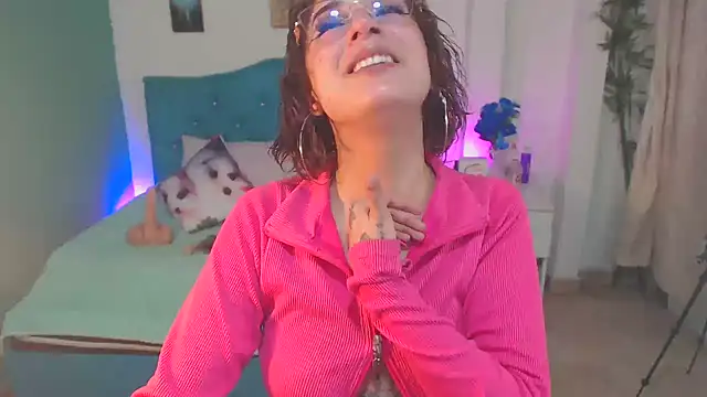 Snapshot of Cinthya-Gomez6 chatting on 03/03/25, 06:01 Cinthya-Gomez6 online show from 03/03/25, 06:01