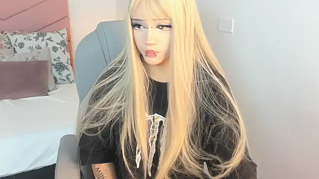 Snapshot of celestica_rose chatting on 01/25/25, 10:39 celestica rose online show from 01/25/25, 10:39