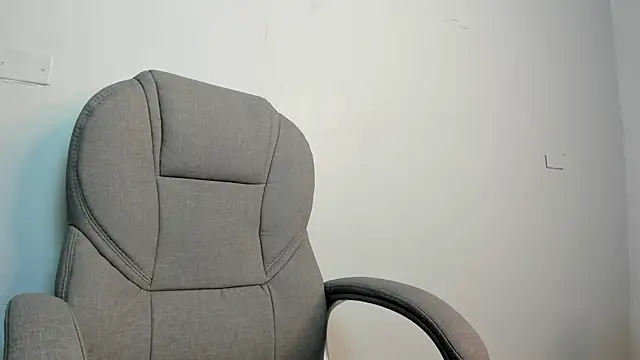 Snapshot of celestica_rose chatting on 03/13/25, 07:53 celestica rose online show from 03/13/25, 07:53