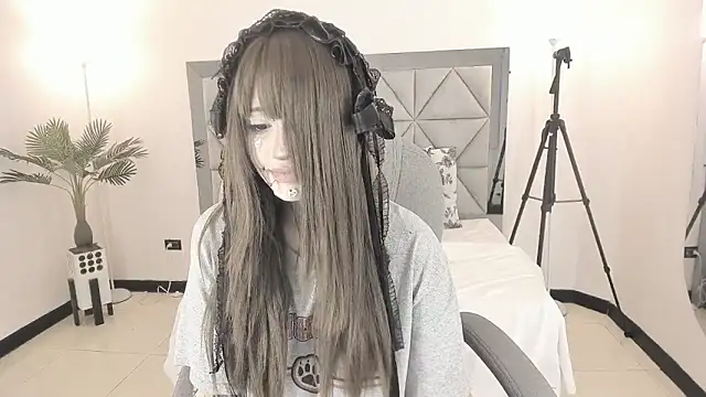 Snapshot of celestica_rose chatting on 02/28/26, 09:27 celestica rose online show from 02/28/26, 09:27