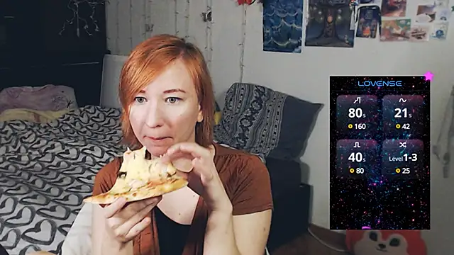 Snapshot of licentia__poetica chatting on 02/10/25, 12:08 licentia  poetica online show from 02/10/25, 12:08