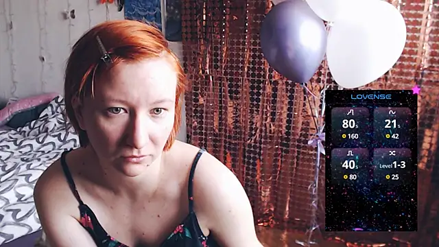 Snapshot of licentia__poetica chatting on 02/22/25, 10:40 licentia  poetica online show from 02/22/25, 10:40