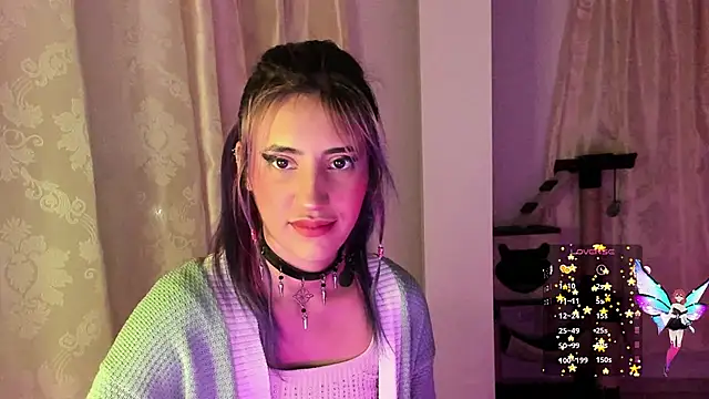 Snapshot of linnie_ chatting on 12/11/24, 12:02 linnie online show from 12/11/24, 12:02