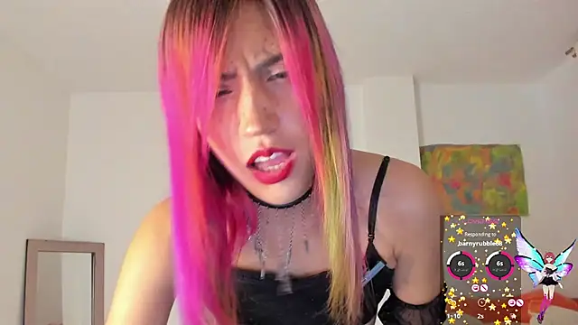 Snapshot of linnie_ chatting on 01/24/25, 11:04 linnie online show from 01/24/25, 11:04