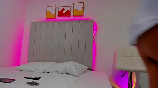 amy robertz online show from 11/28/25, 03:20