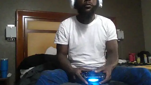 Mrbbc803 online show from 10/05/25, 05:33