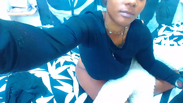 SAVAGExBOO online show from 01/01/25, 04:18