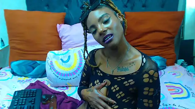 SAVAGExBOO online show from 02/06/25, 02:11