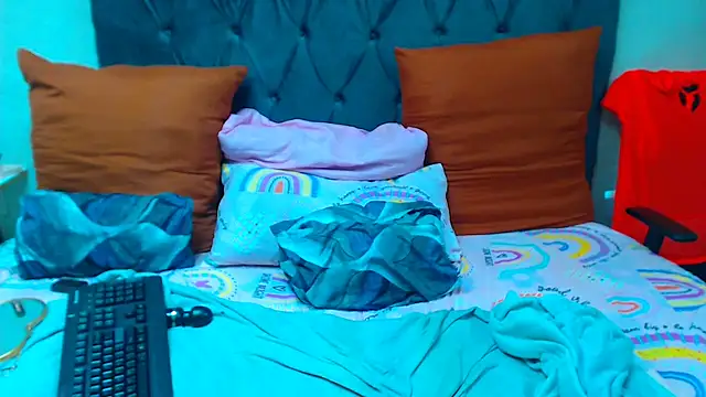 SAVAGExBOO online show from 02/15/25, 02:26