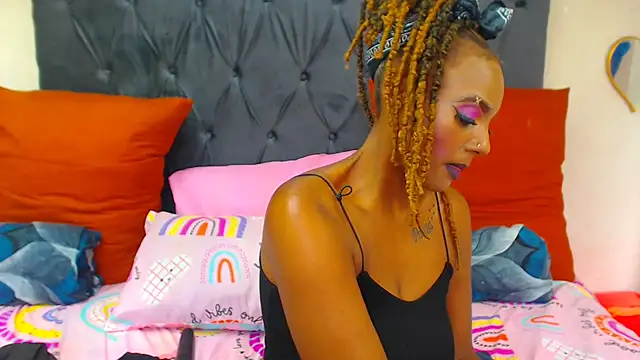 SAVAGExBOO online show from 02/19/25, 11:49