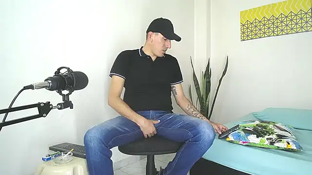 jayydenandjacob online show from 01/30/25, 06:43