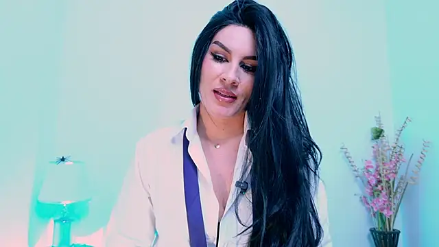 Pamela Rosal online show from 11/25/25, 01:22