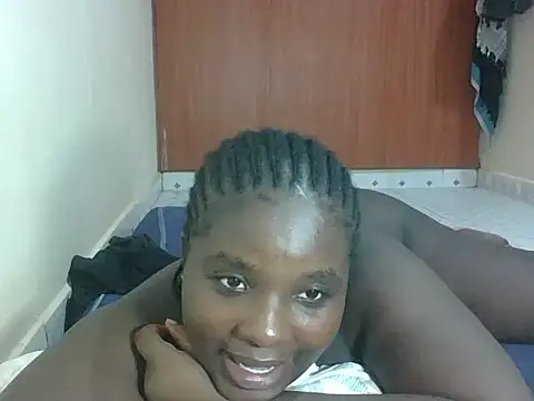 Snapshot of hotebbbyy chatting on 05/01/26, 11:37 hotebbbyy online show from 05/01/26, 11:37
