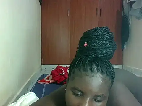 Snapshot of hotebbbyy chatting on 05/14/26, 12:28 hotebbbyy online show from 05/14/26, 12:28