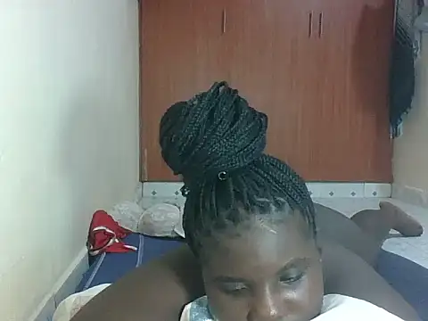 Snapshot of hotebbbyy chatting on 05/15/26, 12:39 hotebbbyy online show from 05/15/26, 12:39
