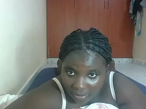 Snapshot of hotebbbyy chatting on 05/24/26, 06:29 hotebbbyy online show from 05/24/26, 06:29