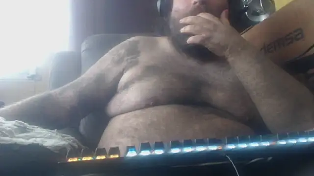 Snapshot of hairyhulk chatting on 10/02/25, 05:09 hairyhulk online show from 10/02/25, 05:09